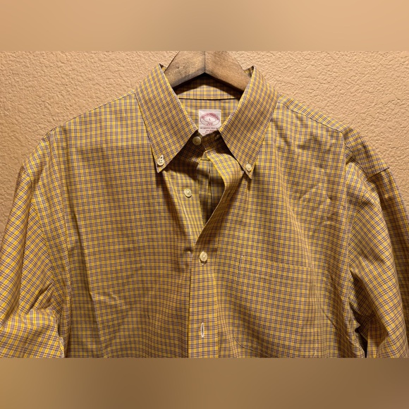 Brooks Brothers Non Iron Striped Shirt Size L - Picture 3 of 8